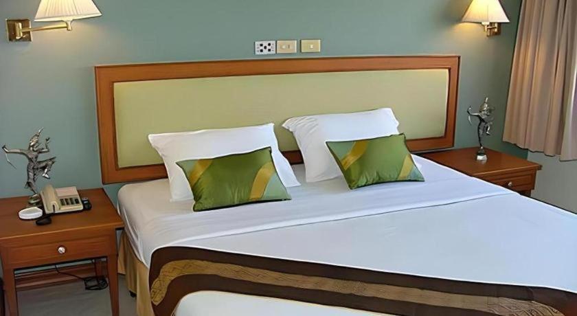 The Park Hotel Pattaya Eksteriør bilde